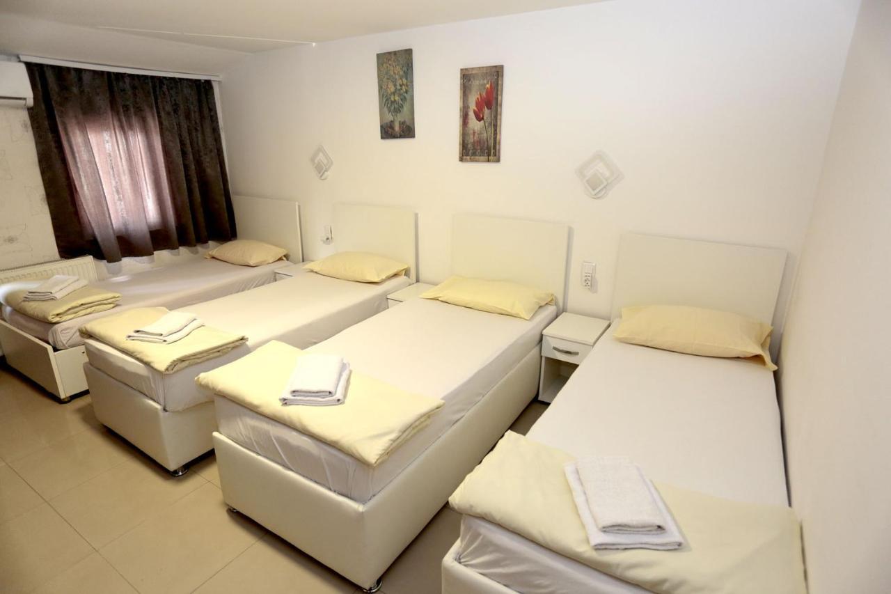 Bed and Breakfast Pansion Kipovi à Tuzla Extérieur photo
