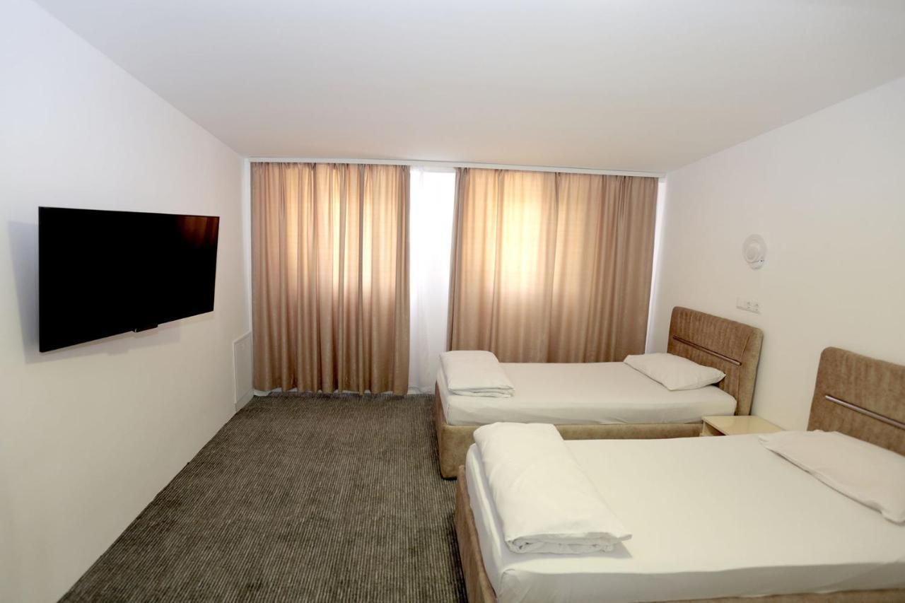 Bed and Breakfast Pansion Kipovi à Tuzla Extérieur photo