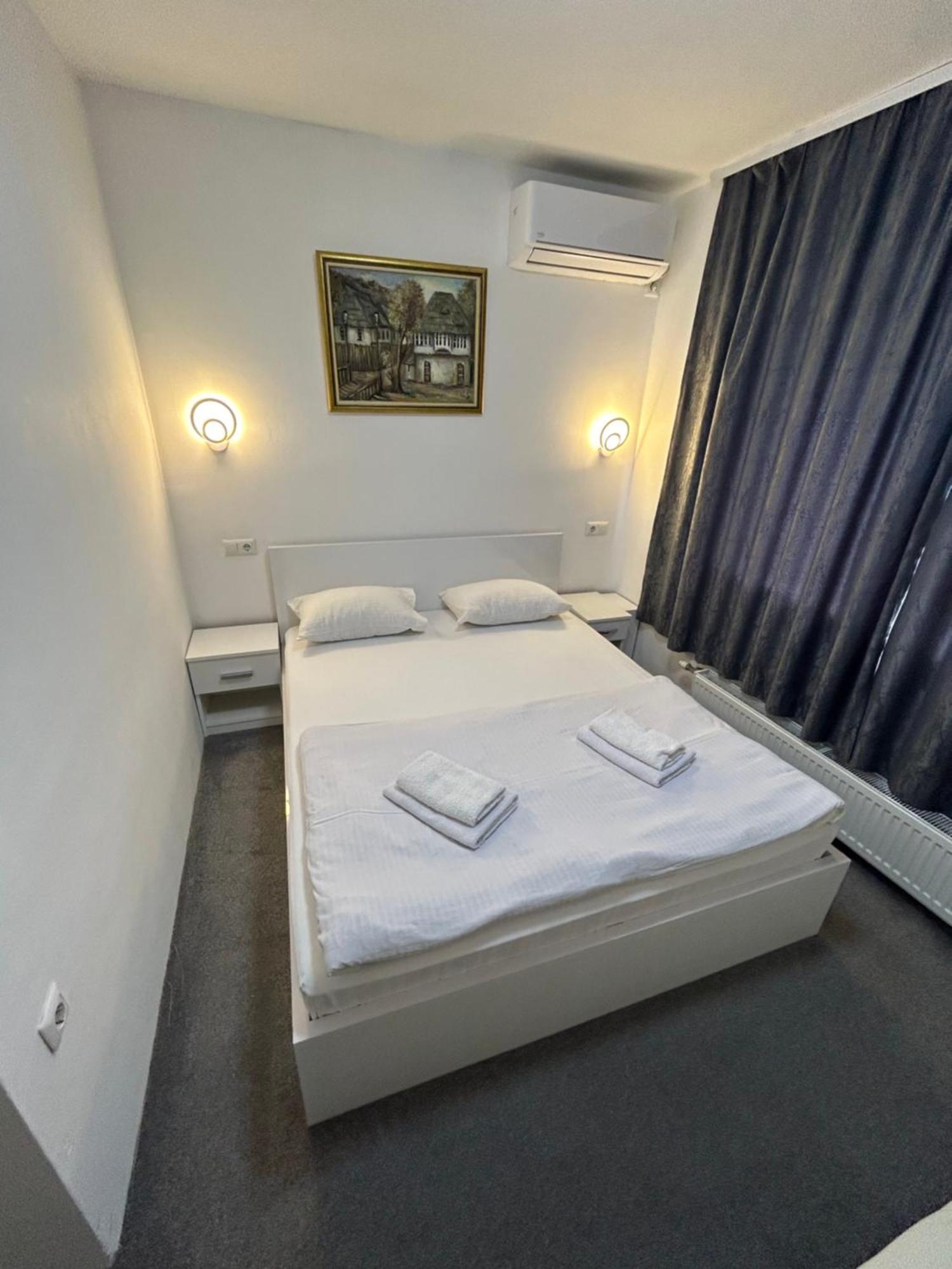 Bed and Breakfast Pansion Kipovi à Tuzla Extérieur photo