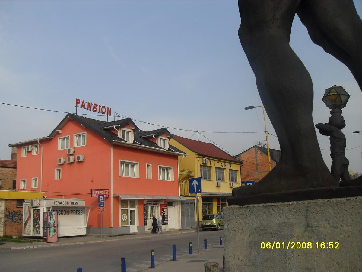 Bed and Breakfast Pansion Kipovi à Tuzla Extérieur photo